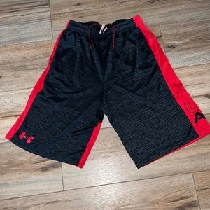 Under Armour Youth Large Shorts